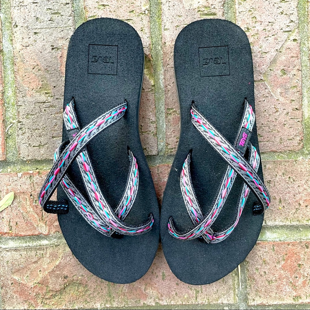 Teva Olowahu 6840 Pink Blue Flip Flops Strappy Comfort Slippers